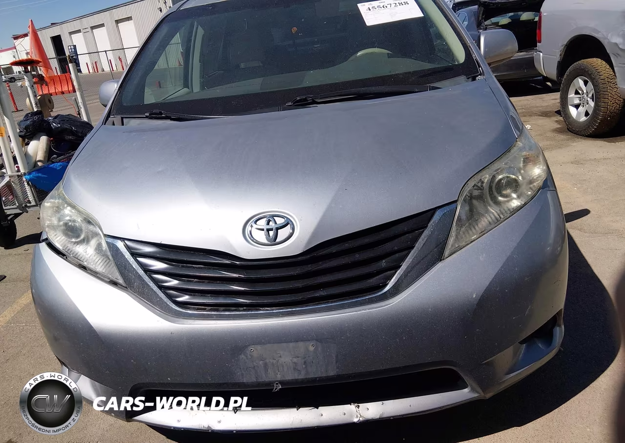 2011 Toyota Sienna Le V6 VIN:5TDKK3DC8BS098672 - 13