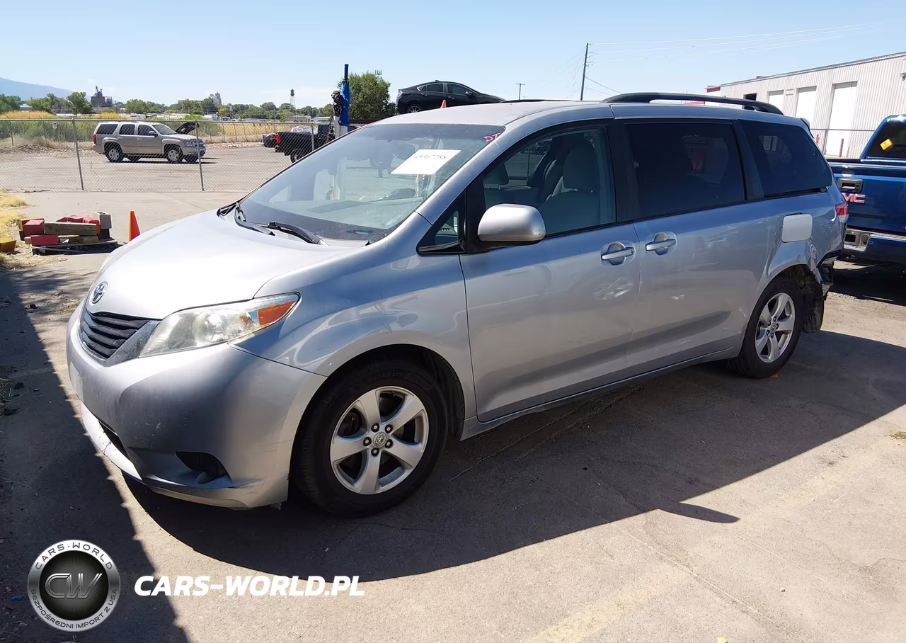 2011 Toyota Sienna Le V6 VIN:5TDKK3DC8BS098672 - 2