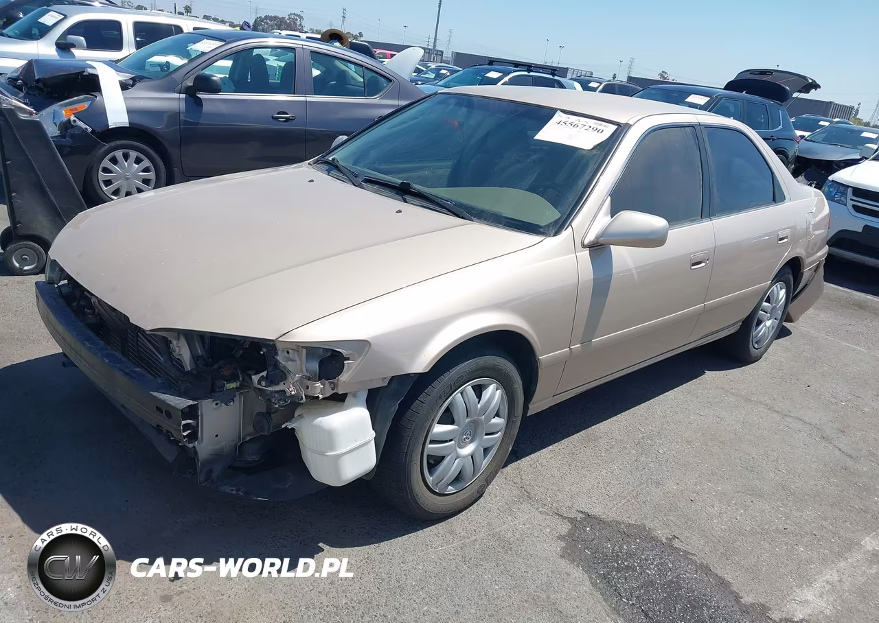 2001 Toyota Camry Le VIN:JT2BG22K110603838 - 2