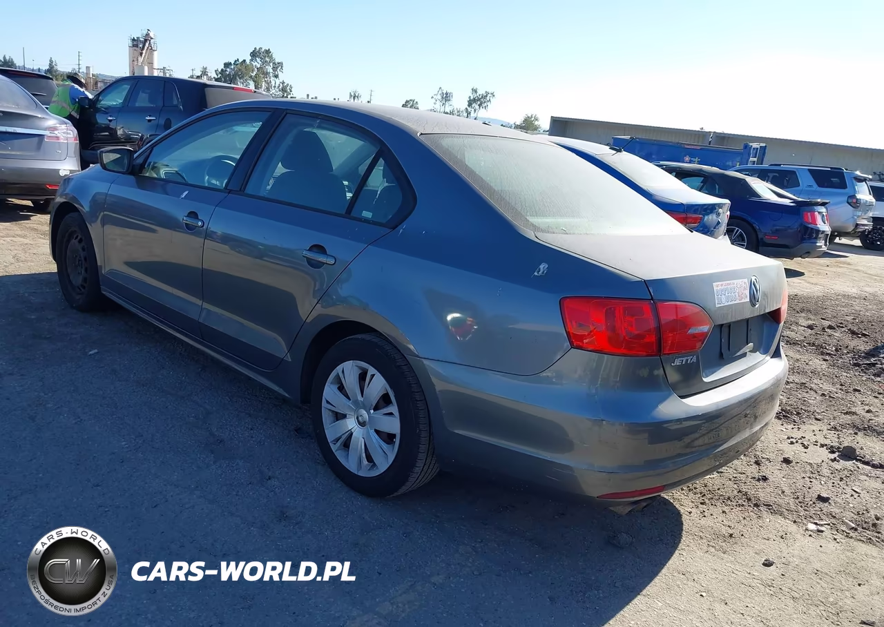2012 Volkswagen Jetta 2.0L S VIN:3VW2K7AJ0CM347944 - 3