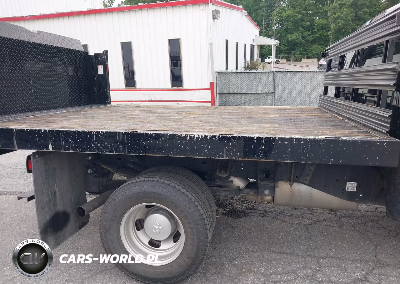 2017 Ram 3500 Chassis Tradesman-Slt VIN:3C7WRTAJ7HG739935 - 12
