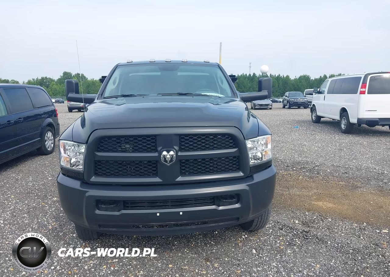 2017 Ram 3500 Chassis Tradesman-Slt VIN:3C7WRTAJ7HG739935 - 14