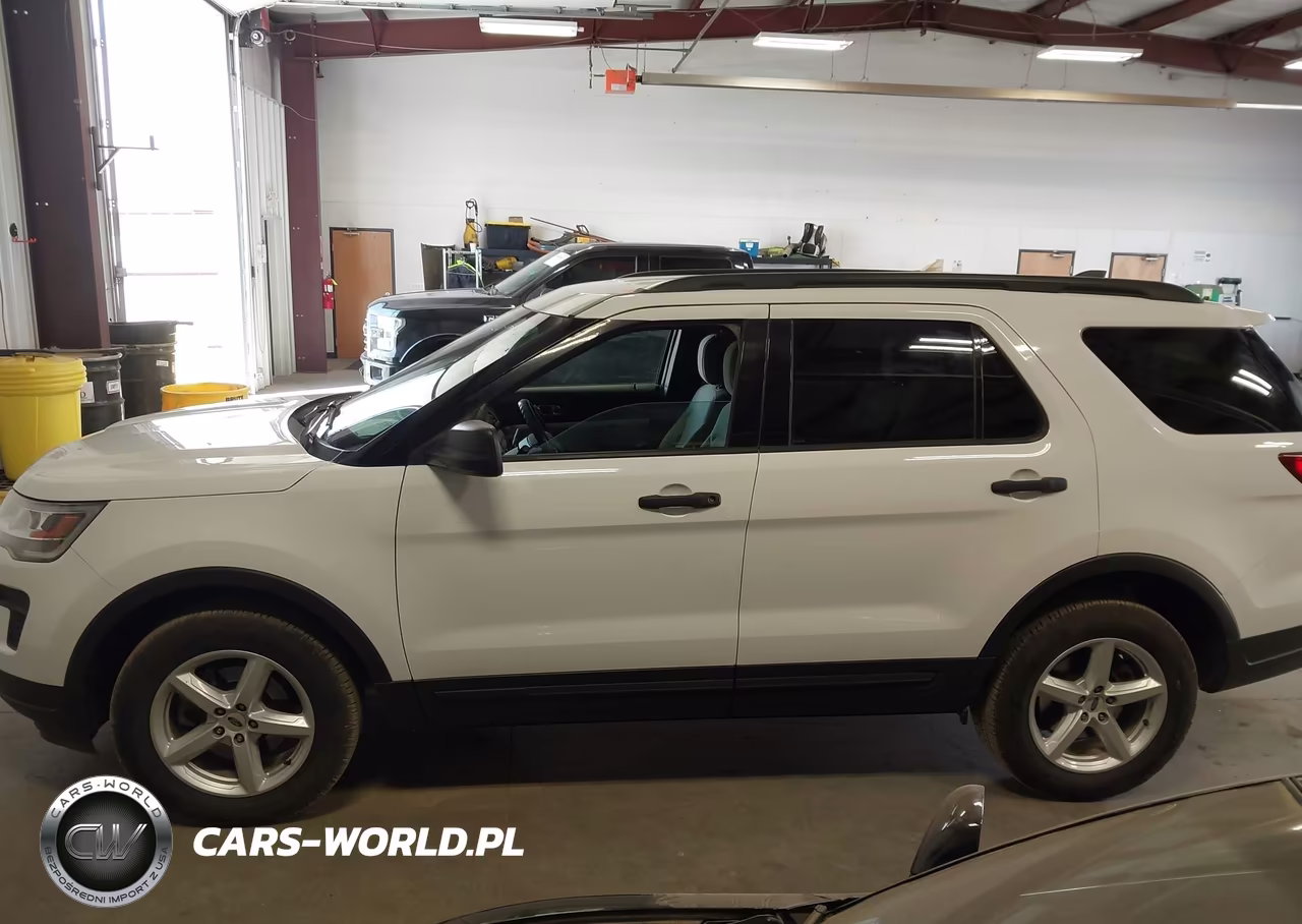 2018 Ford Explorer VIN:1FM5K8BH8JGC45229 - 14