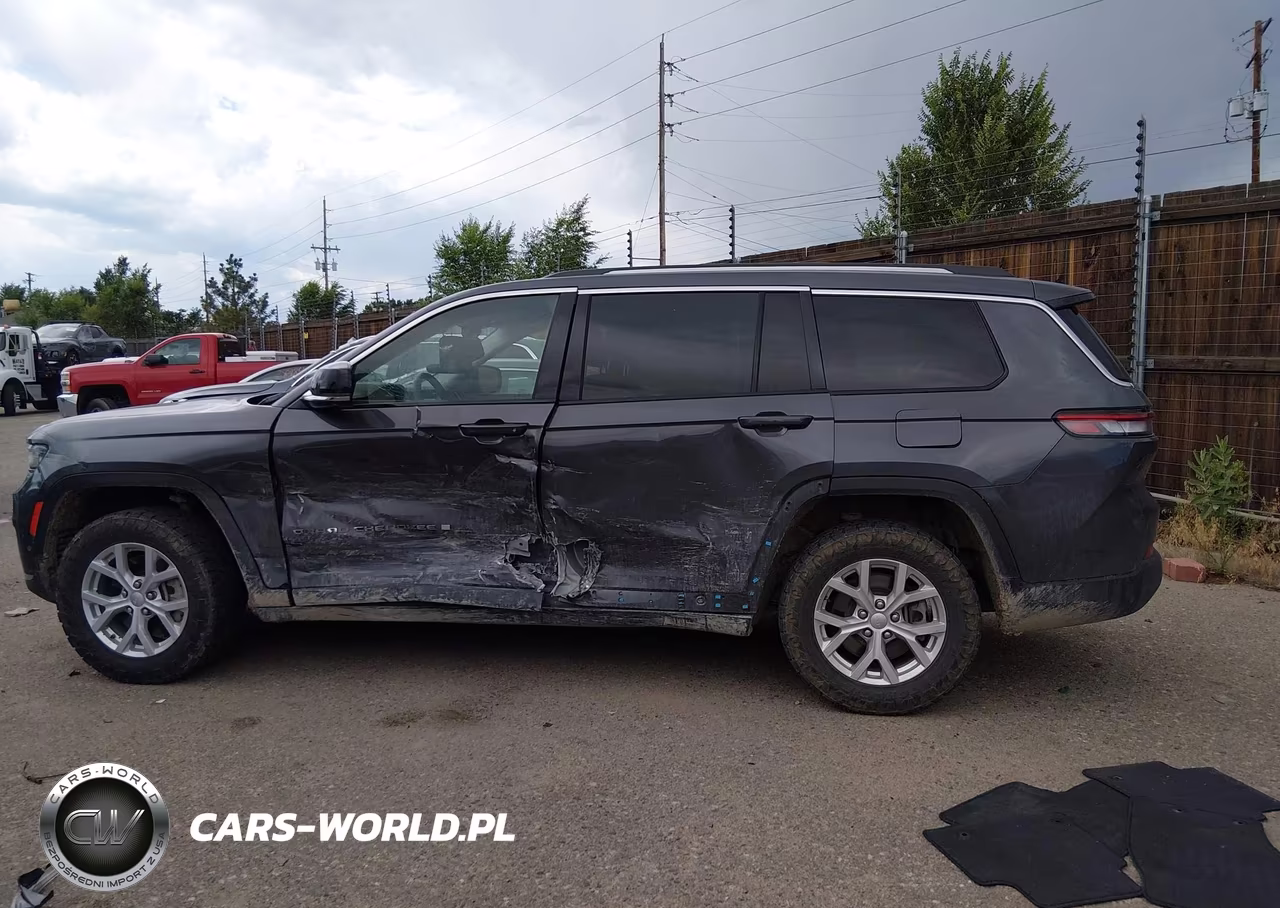 2023 Jeep Grand Cherokee L Limited 4X4 VIN:1C4RJKBG0P8744817 - 14