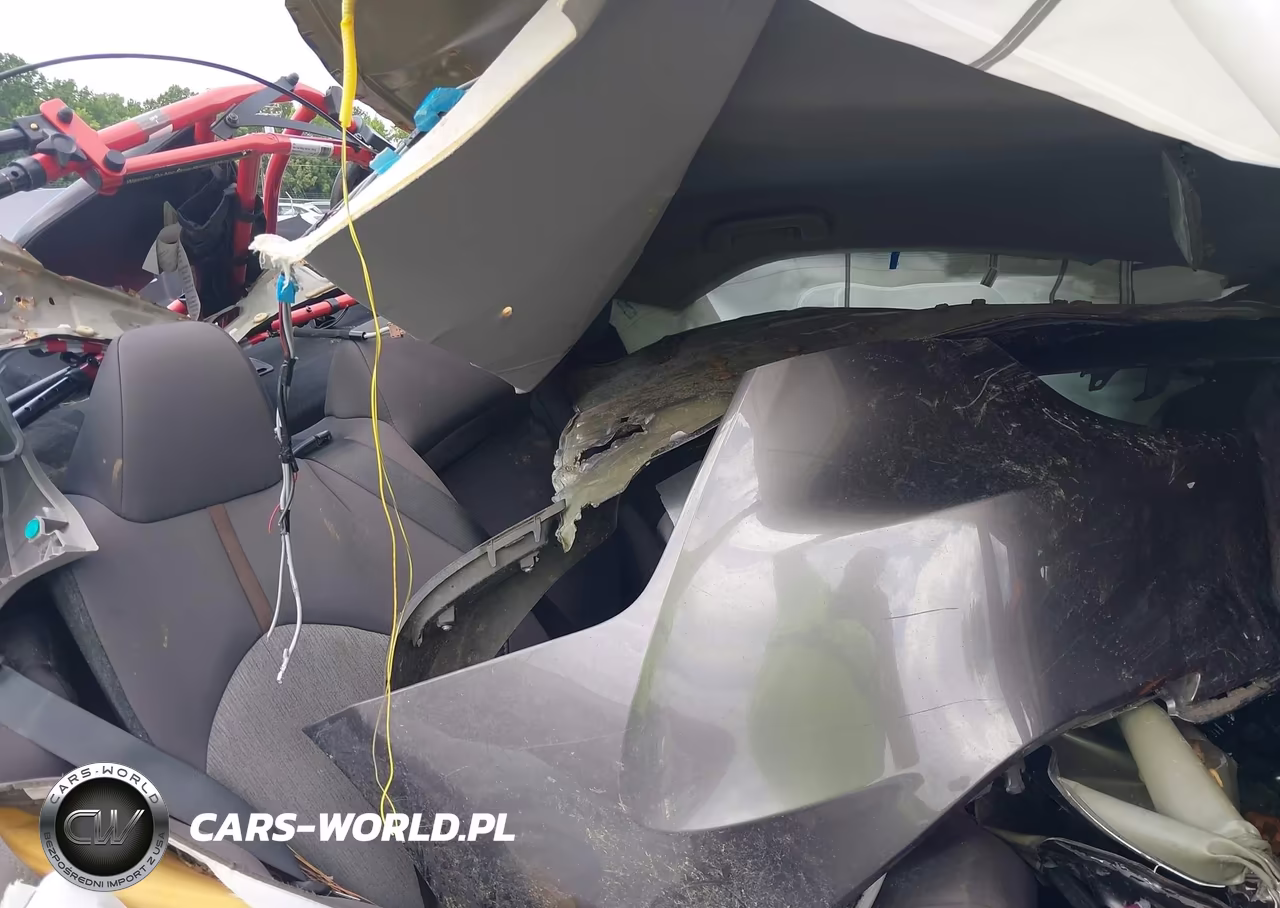 2020 Toyota Camry Le VIN:4T1C11AK8LU951314 - 8