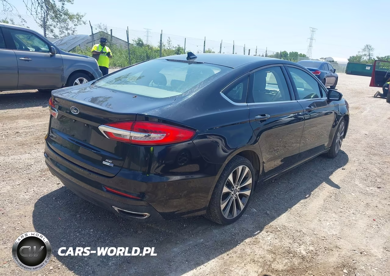 2019 Ford Fusion Se VIN:3FA6P0T94KR264668 - 4