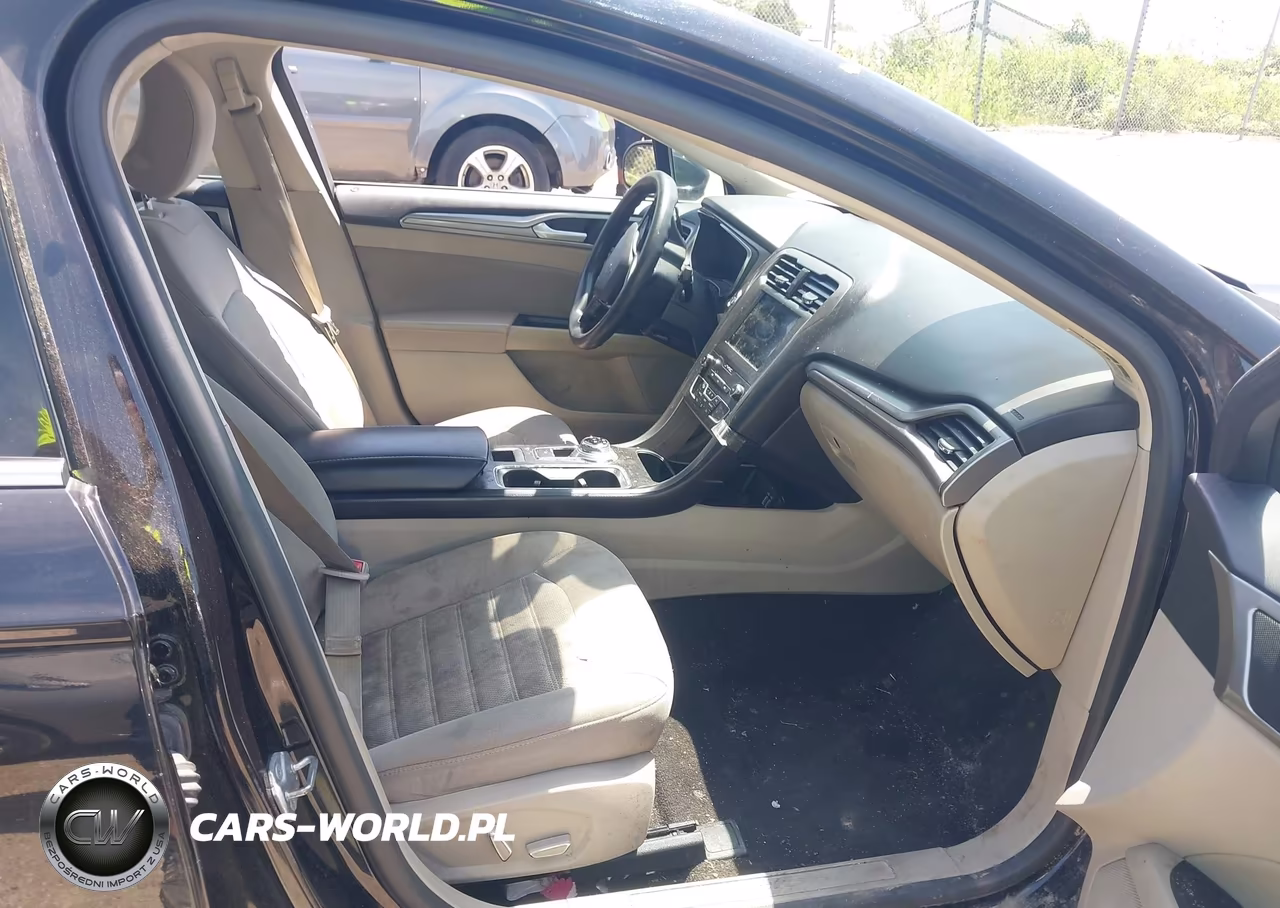 2019 Ford Fusion Se VIN:3FA6P0T94KR264668 - 5