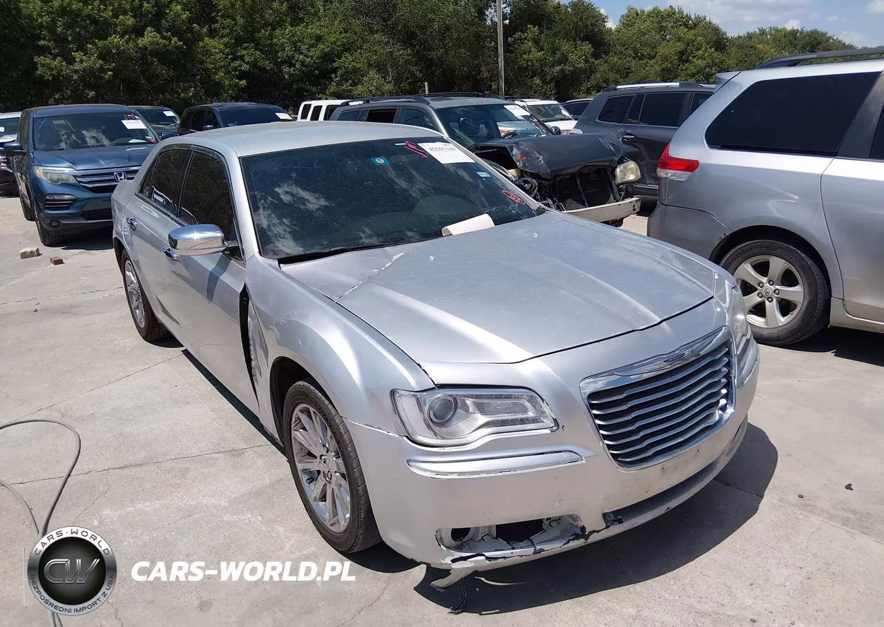2012 Chrysler 300 Limited