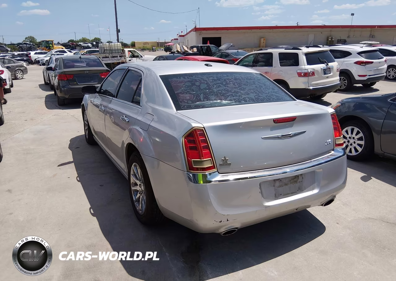 2012 Chrysler 300 Limited VIN:2C3CCACG7CH243036 - 3