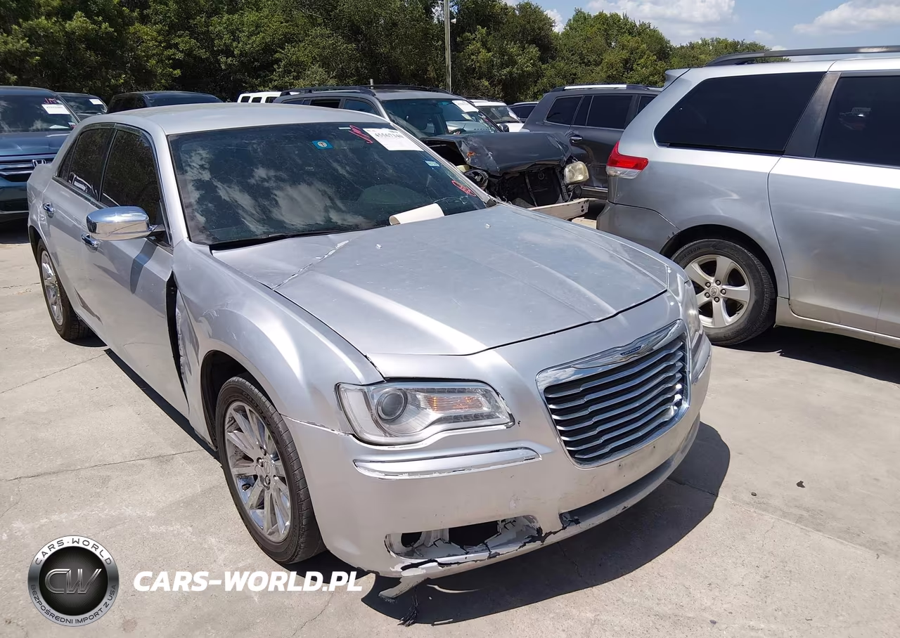2012 Chrysler 300 Limited VIN:2C3CCACG7CH243036 - 6