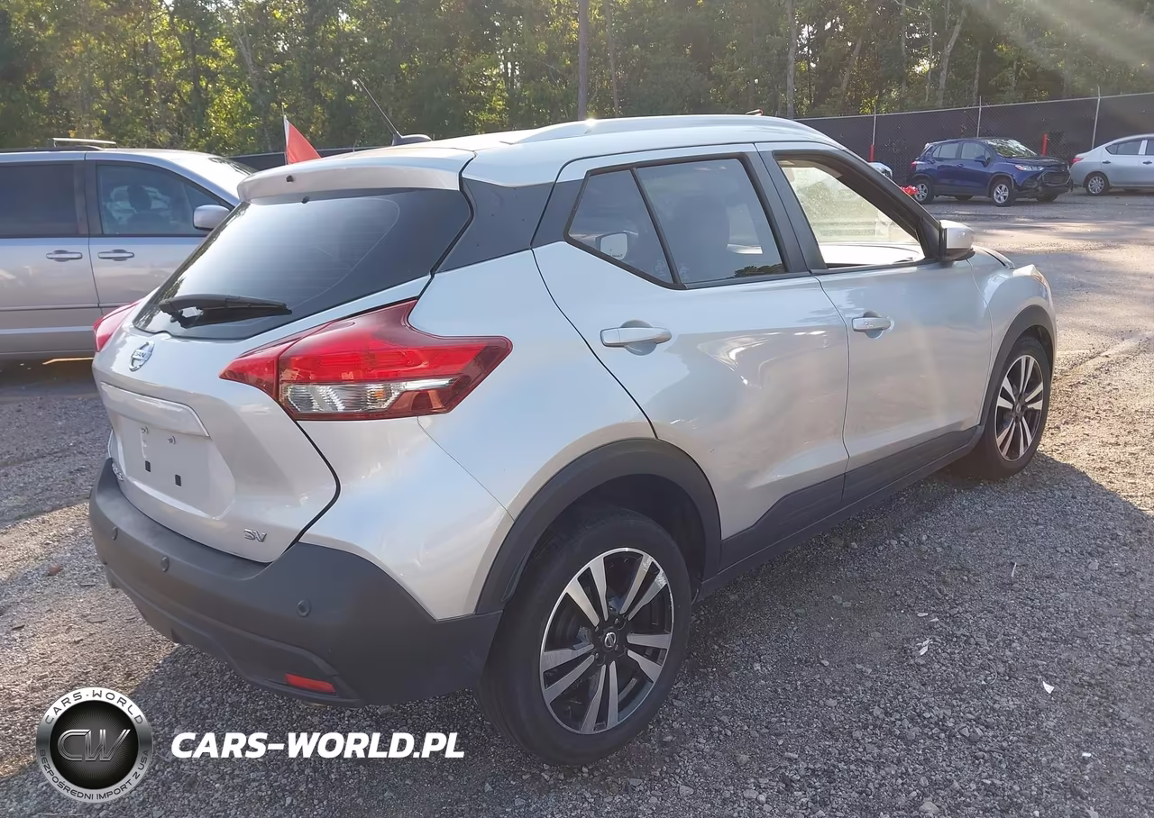 2020 Nissan Kicks Sv Xtronic Cvt VIN:3N1CP5CV6LL479130 - 4