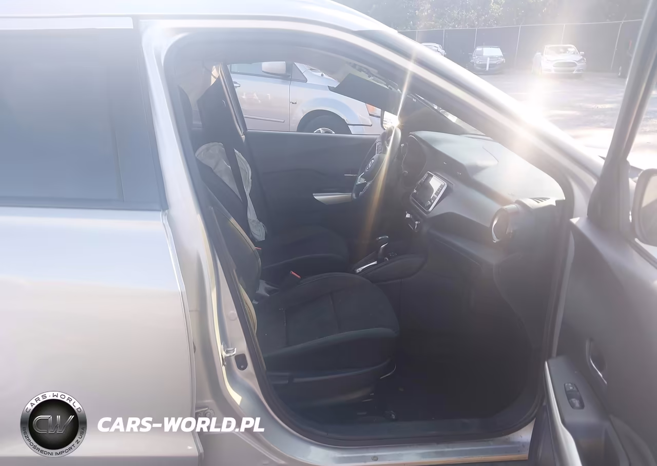 2020 Nissan Kicks Sv Xtronic Cvt VIN:3N1CP5CV6LL479130 - 5
