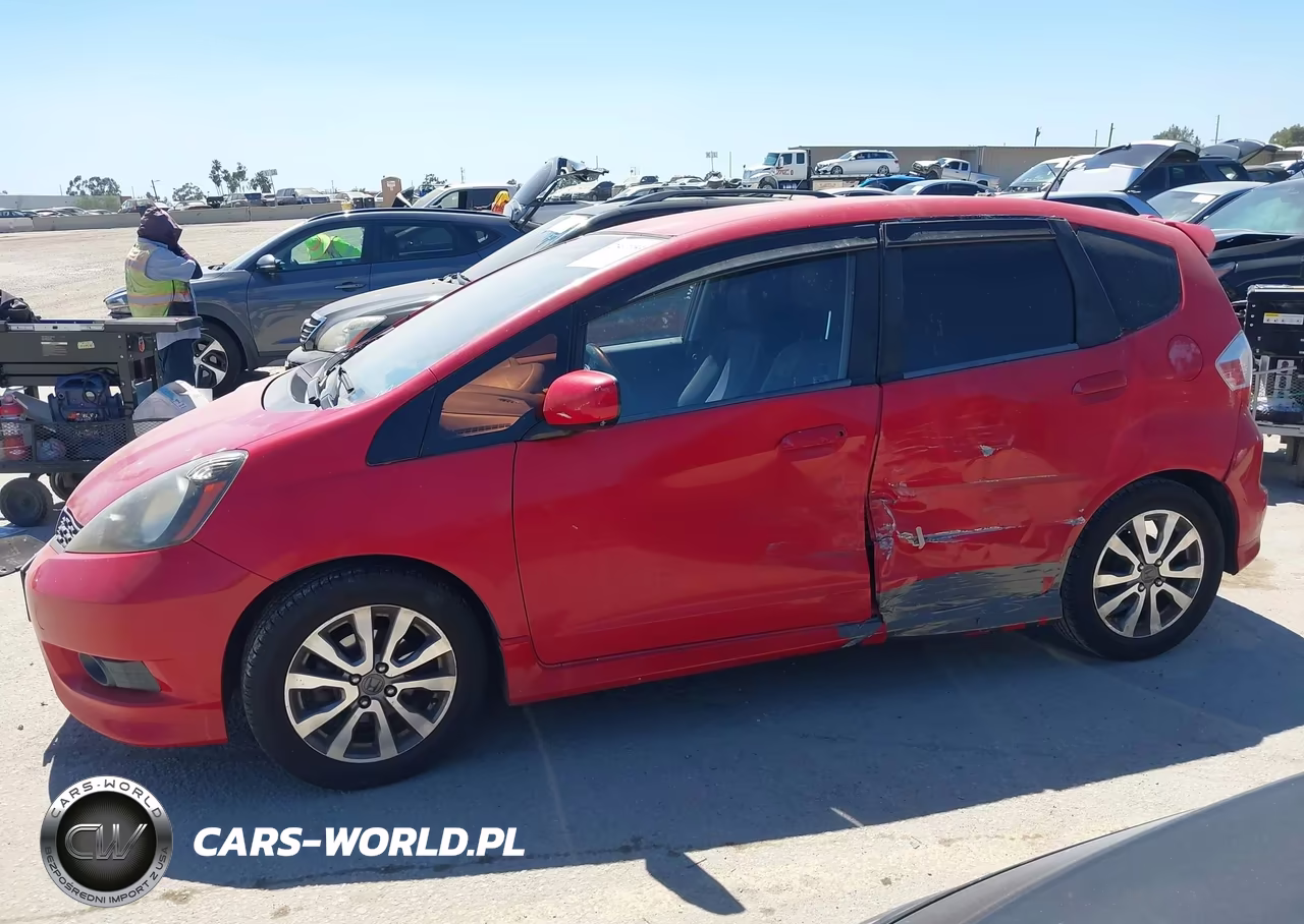 2012 Honda Fit Sport VIN:JHMGE8H54CC008487 - 14