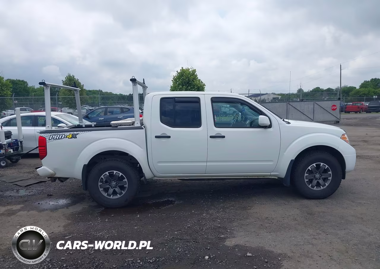 2018 Nissan Frontier Pro-4X VIN:1N6AD0EV3JN754556 - 13