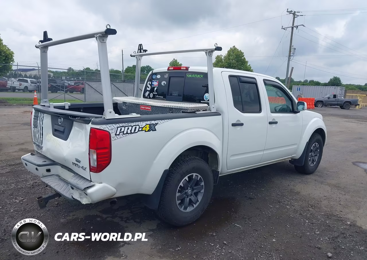 2018 Nissan Frontier Pro-4X VIN:1N6AD0EV3JN754556 - 4