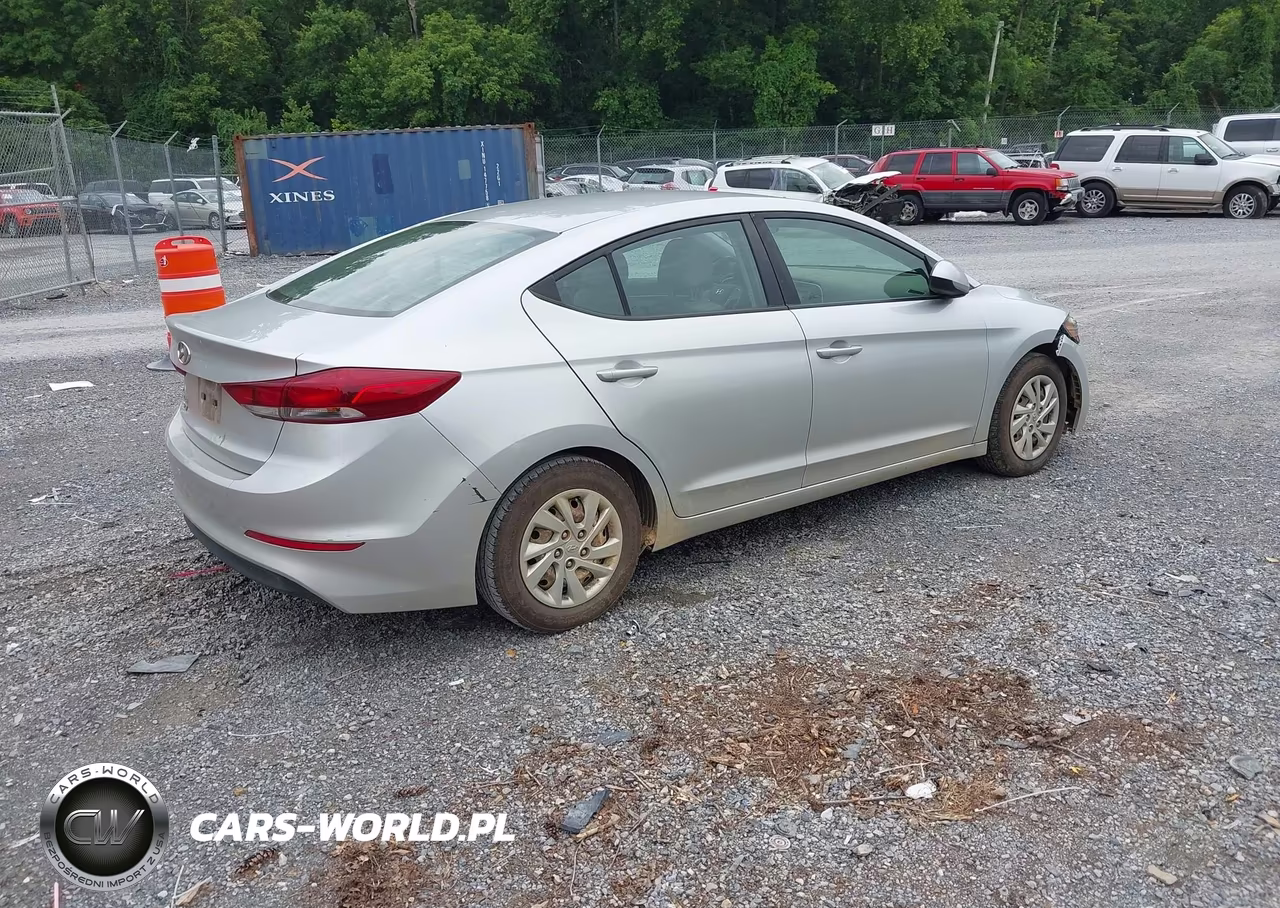 2018 Hyundai Elantra Se VIN:5NPD74LF0JH352830 - 4