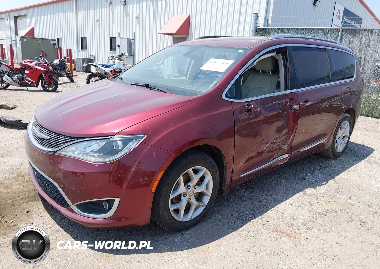 2017 Chrysler Pacifica Touring-L Plus VIN:2C4RC1EG0HR796311 - 2