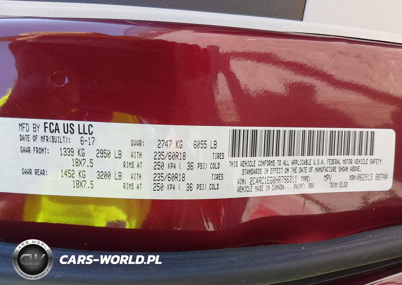 2017 Chrysler Pacifica Touring-L Plus VIN:2C4RC1EG0HR796311 - 9