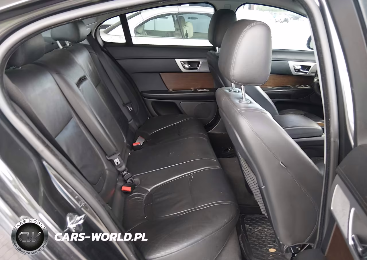 2015 Jaguar Xf 2.0T Premium VIN:SAJWA0FS9FPU67192 - 8
