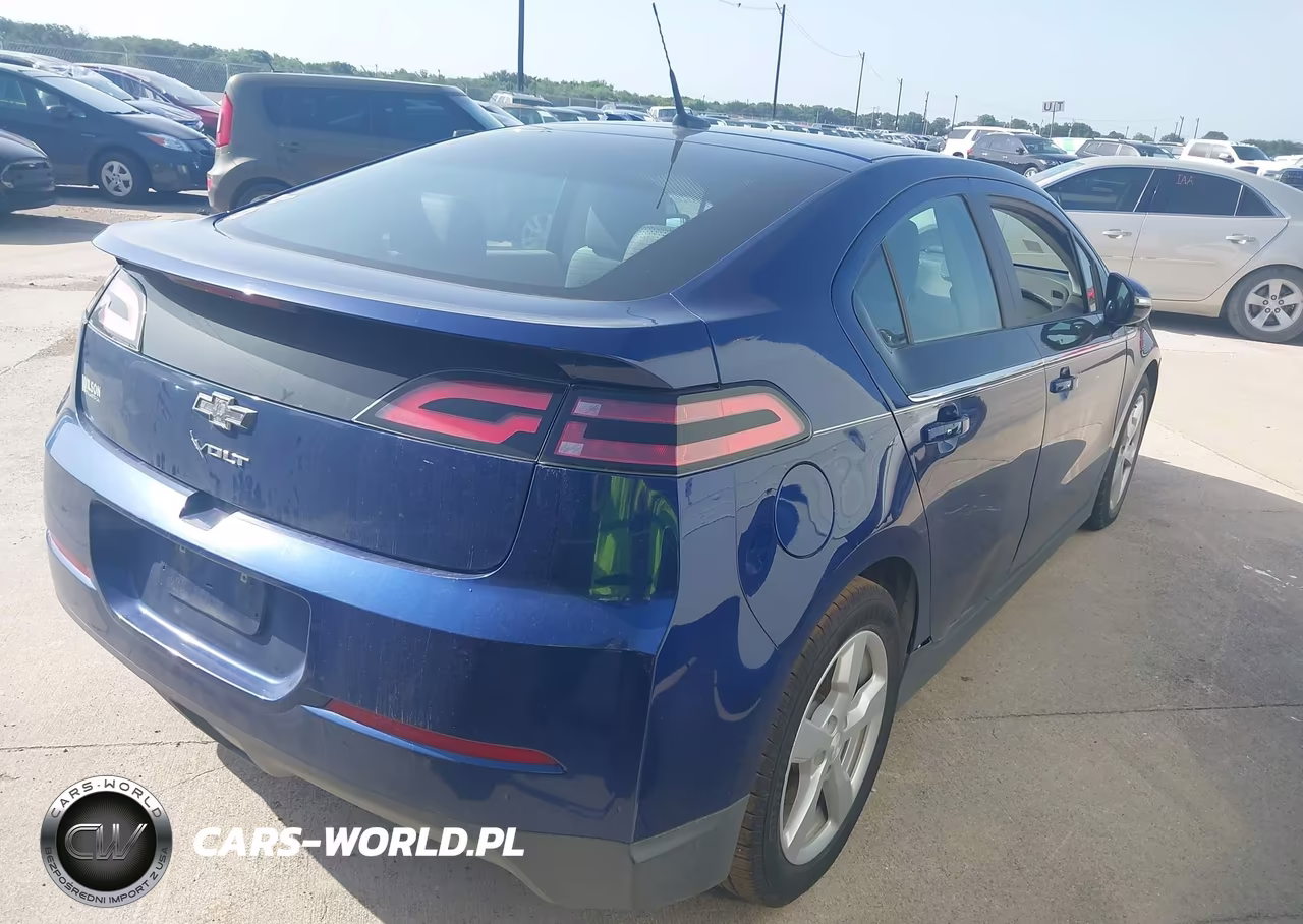 2013 Chevrolet Volt VIN:1G1RB6E47DU138982 - 4