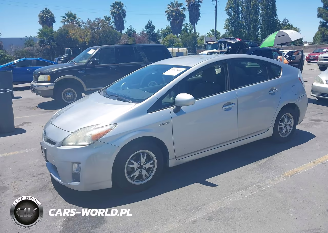 2011 Toyota Prius Two VIN:JTDKN3DU7B0262397 - 2
