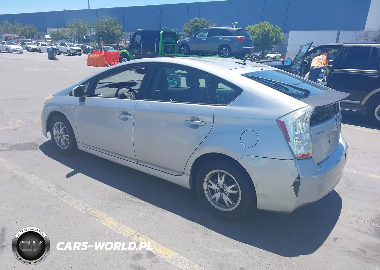 2011 Toyota Prius Two VIN:JTDKN3DU7B0262397 - 3