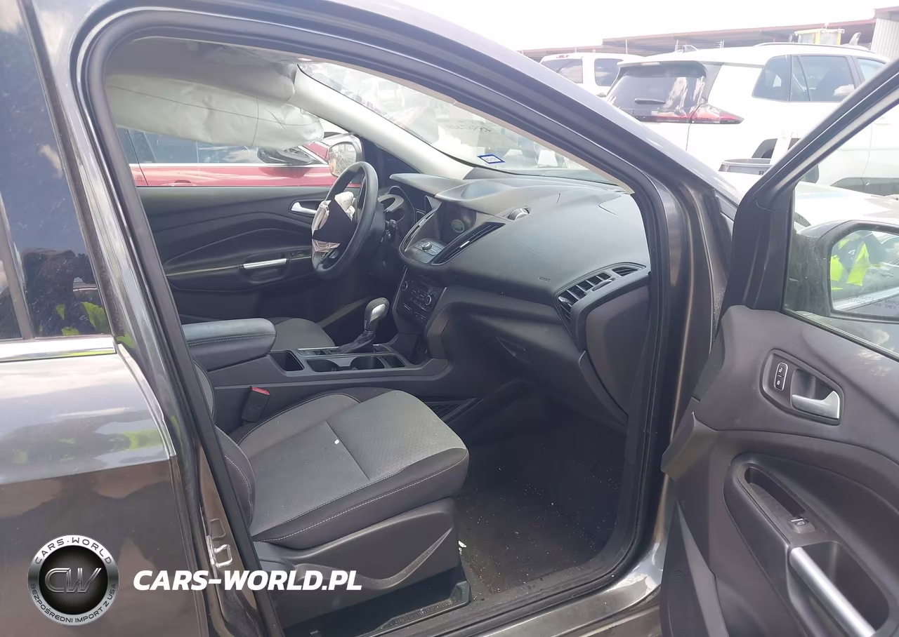 2019 Ford Escape Se VIN:1FMCU0GD3KUA62641 - 5
