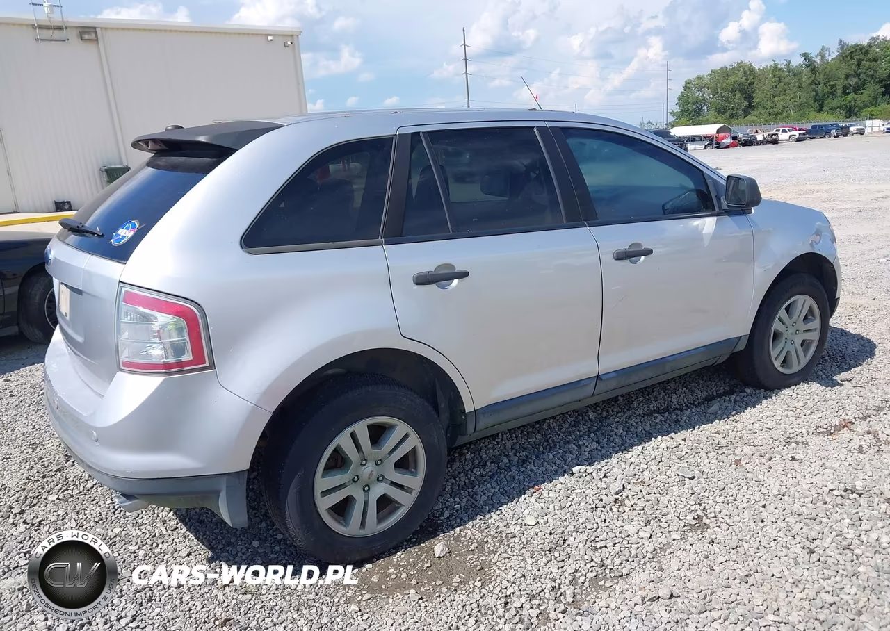2010 Ford Edge Se VIN:2FMDK3GC3ABA12653 - 4