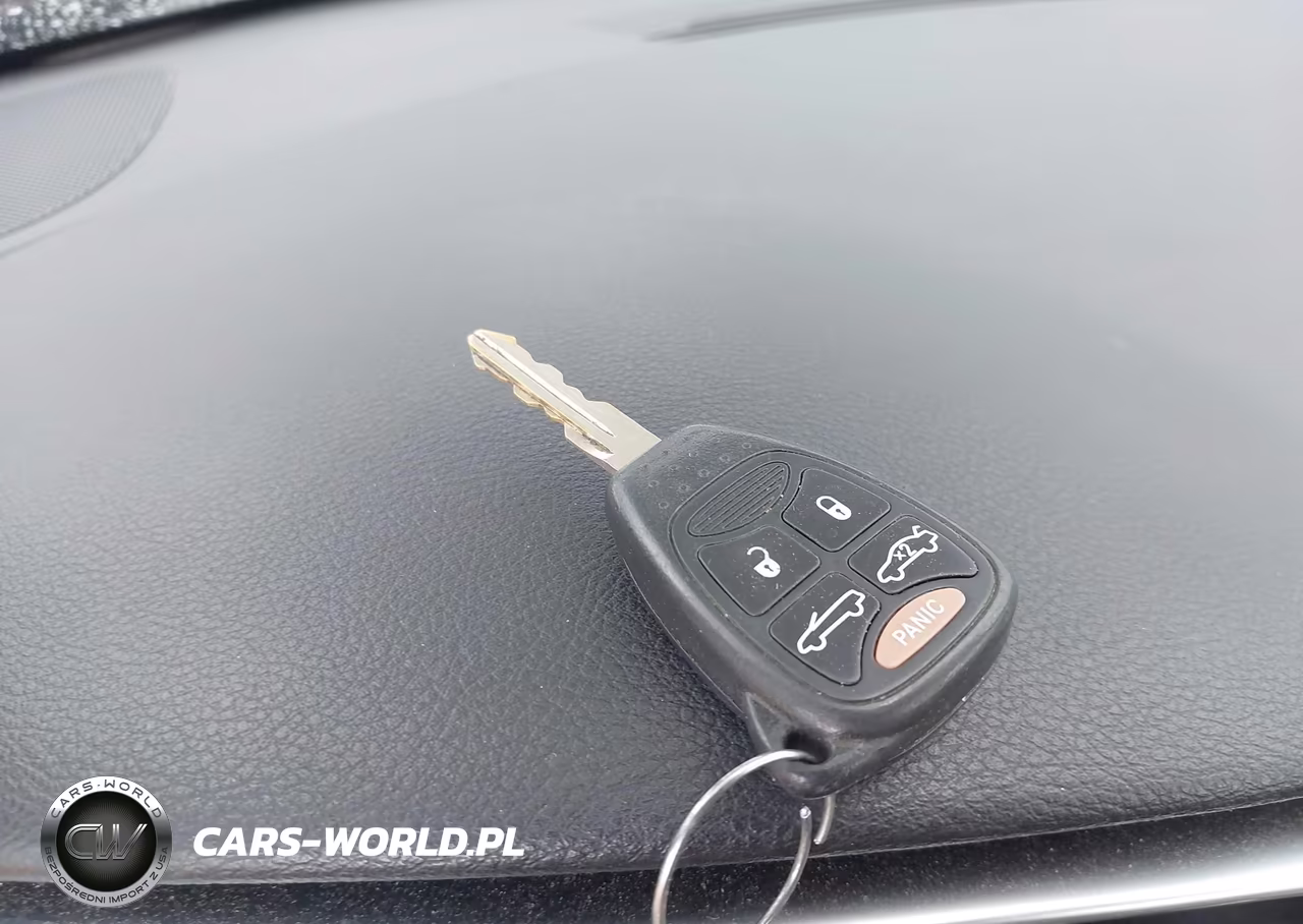 2012 Chrysler 200 Touring VIN:1C3BCBEB0CN162891 - 11