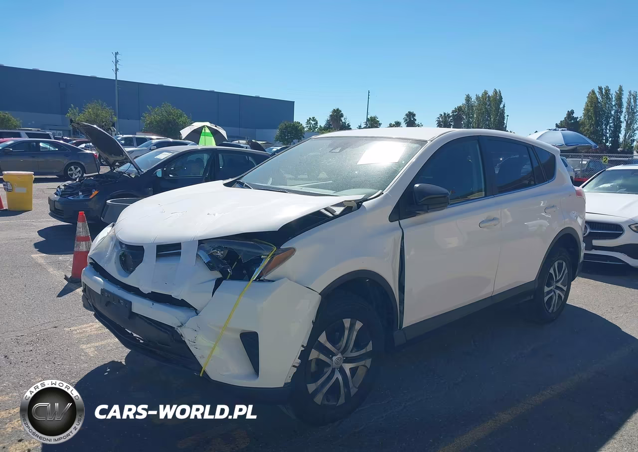 2018 Toyota Rav4 Le VIN:JTMZFREV3JJ150484 - 2