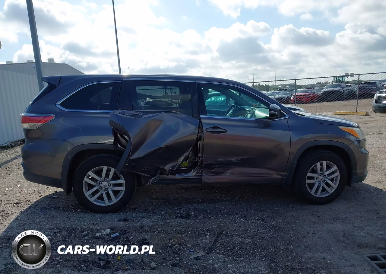 2014 Toyota Highlander Le VIN:5TDZARFH1ES004505 - 13