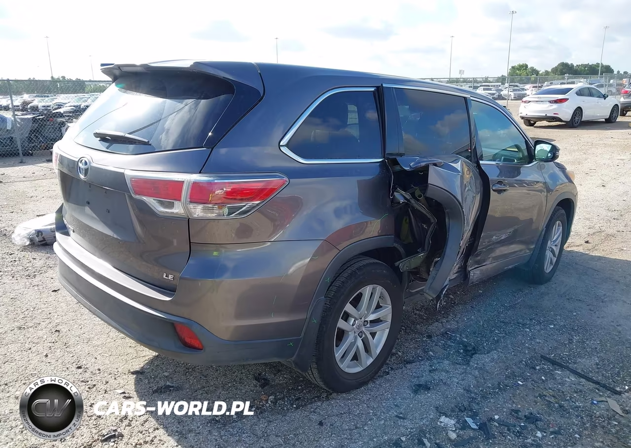 2014 Toyota Highlander Le VIN:5TDZARFH1ES004505 - 4