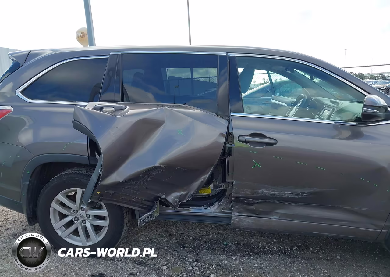 2014 Toyota Highlander Le VIN:5TDZARFH1ES004505 - 6