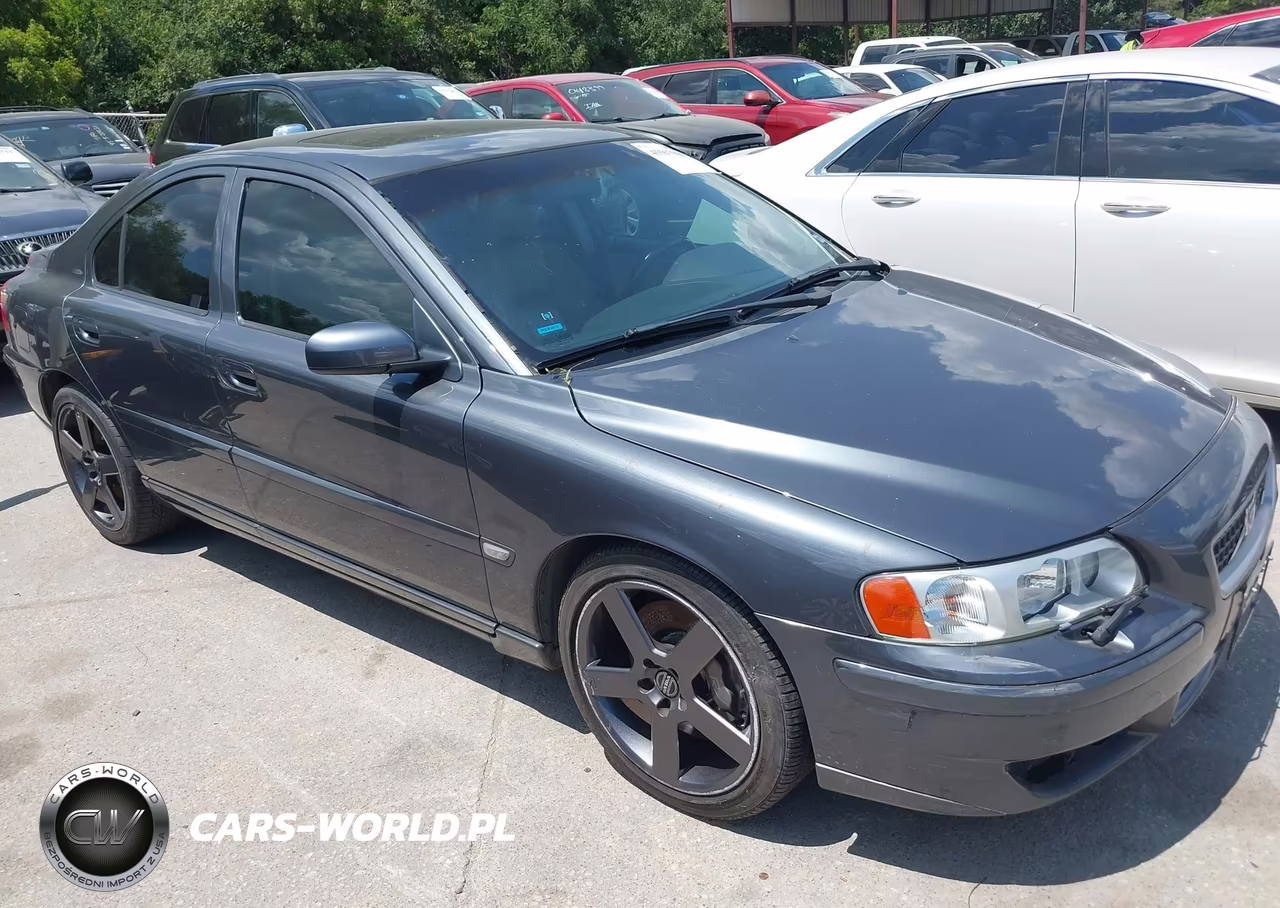 2005 Volvo S60 R