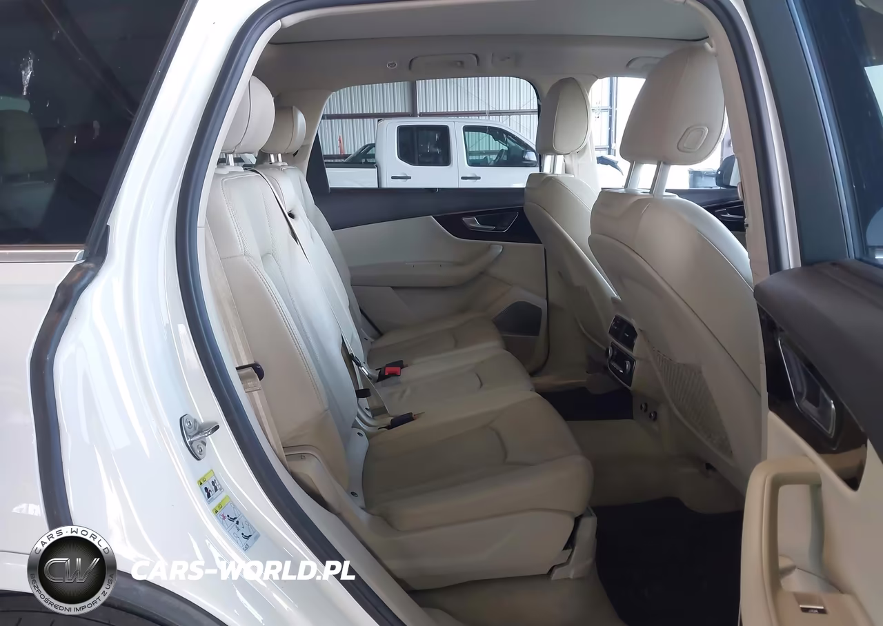 2019 Audi Q7 55 Premium VIN:WA1VAAF76KD015430 - 8