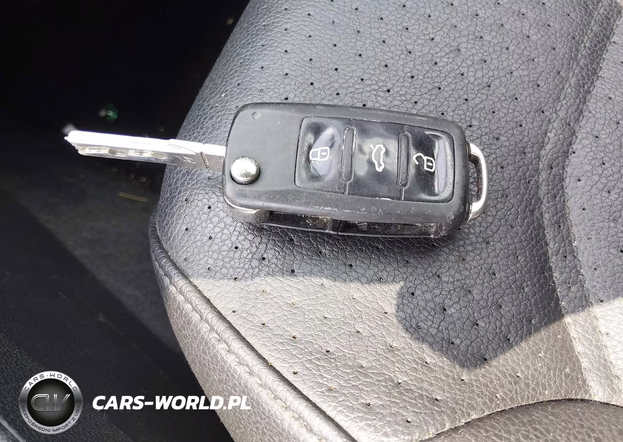 2015 Volkswagen Passat 2.0L Tdi Se VIN:1VWBV7A3XFC076423 - 11