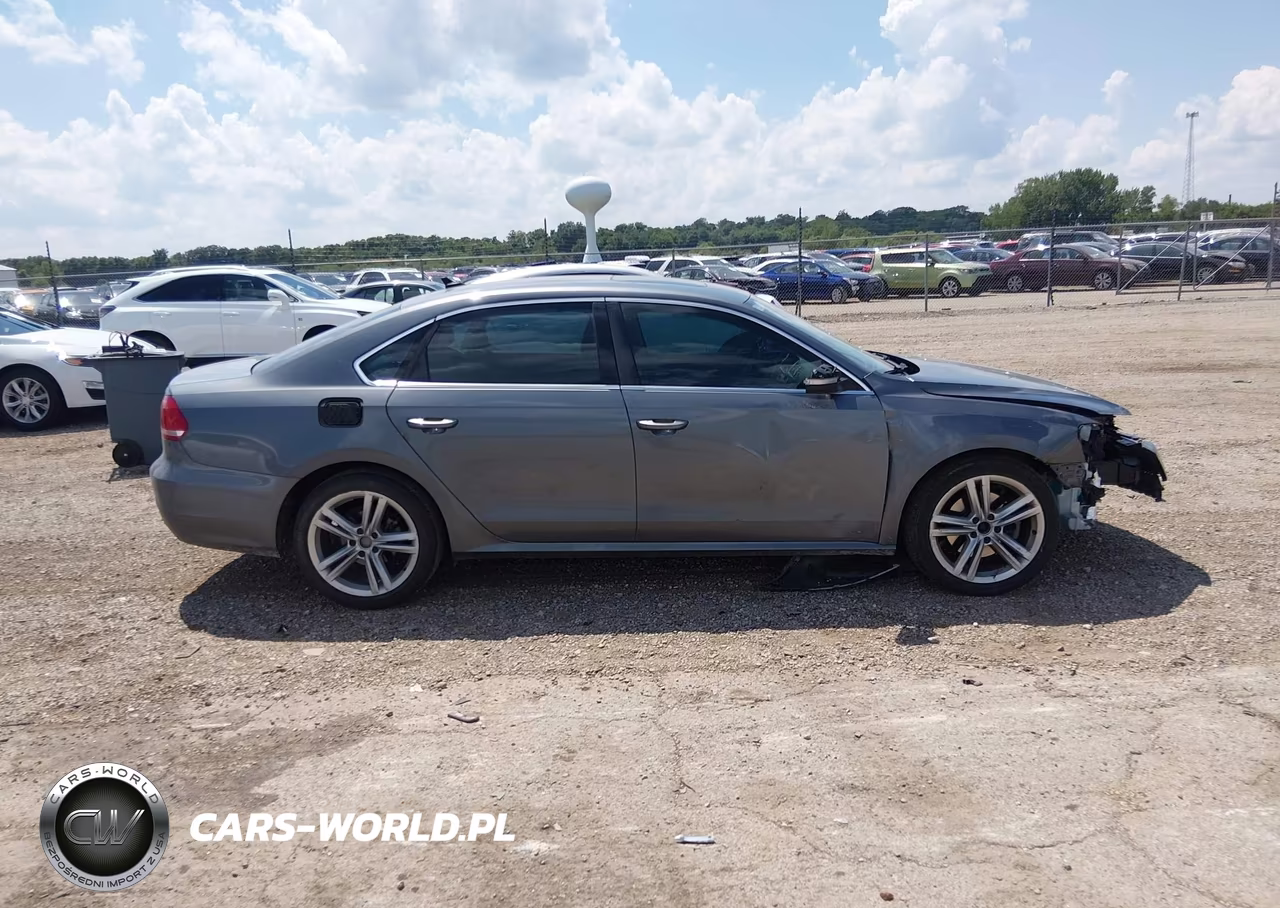 2015 Volkswagen Passat 2.0L Tdi Se VIN:1VWBV7A3XFC076423 - 14