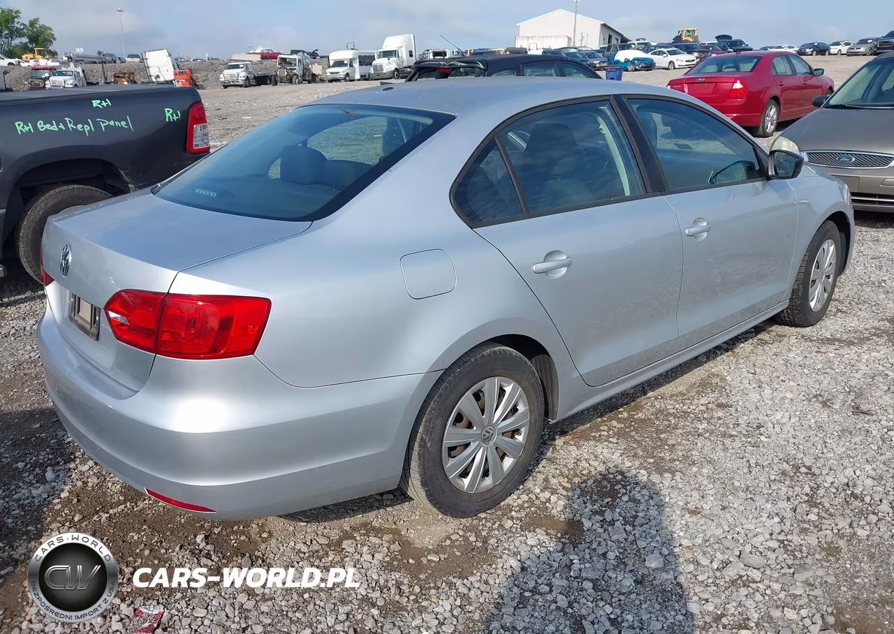 2014 Volkswagen Jetta 2.0L S VIN:3VW2K7AJ8EM327802 - 4
