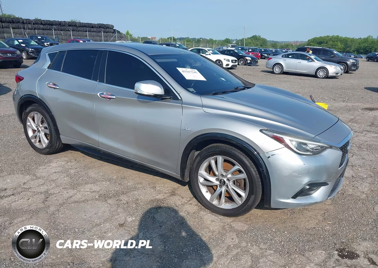 2017 Infiniti Qx30