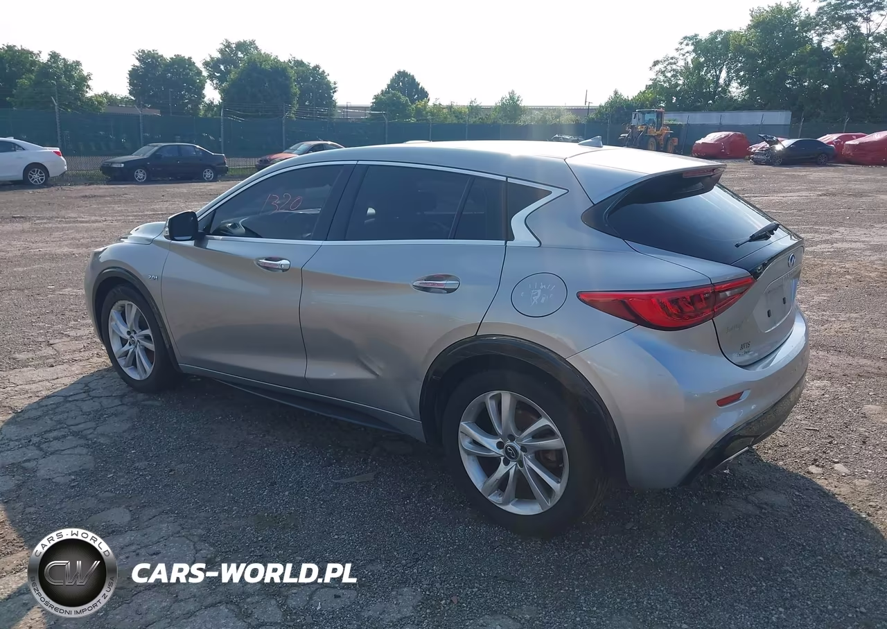2017 Infiniti Qx30 VIN:SJKCH5CP1HA033734 - 3
