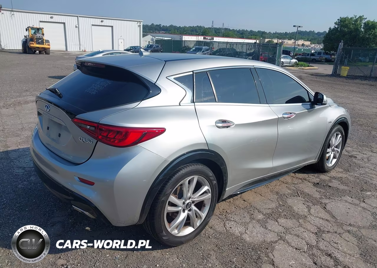 2017 Infiniti Qx30 VIN:SJKCH5CP1HA033734 - 4
