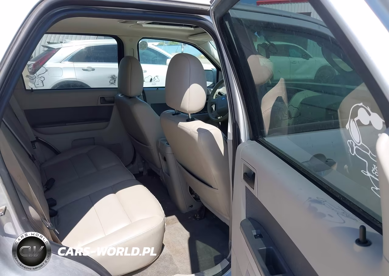 2010 Ford Escape Xlt VIN:1FMCU0D70AKA77428 - 8
