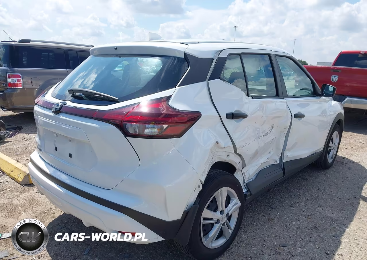 2025 Nissan Kicks Play S VIN:3N1CP5BV8SL500740 - 4