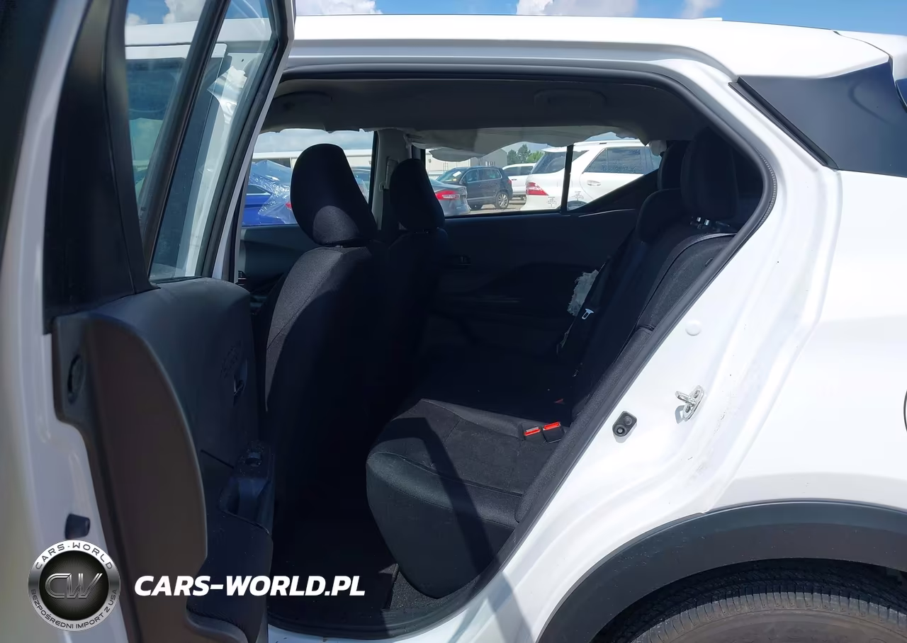 2025 Nissan Kicks Play S VIN:3N1CP5BV8SL500740 - 8
