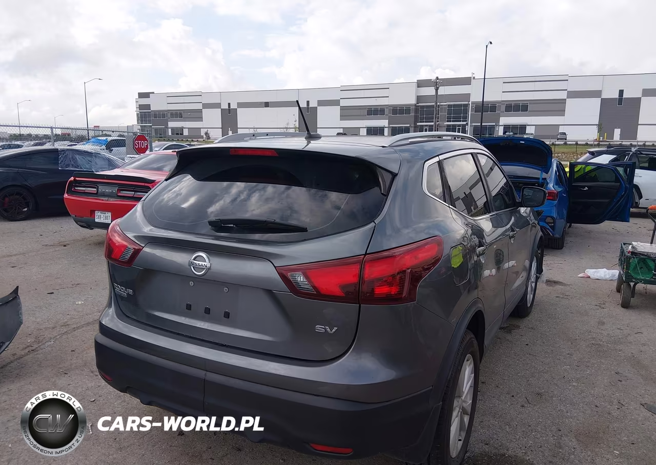 2018 Nissan Rogue Sport Sv VIN:JN1BJ1CP6JW103803 - 4