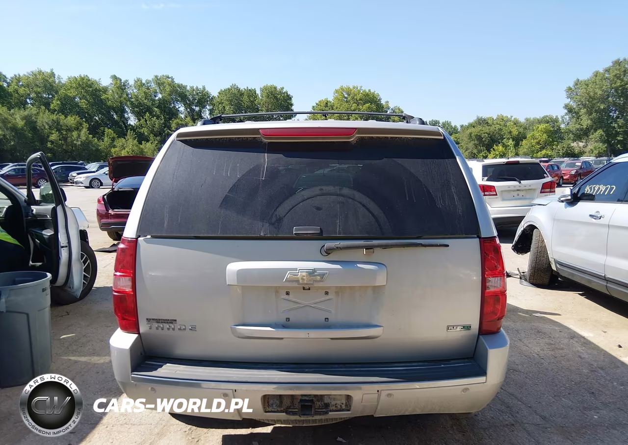 2011 Chevrolet Tahoe Ltz VIN:1GNSKCE07BR119053 - 14