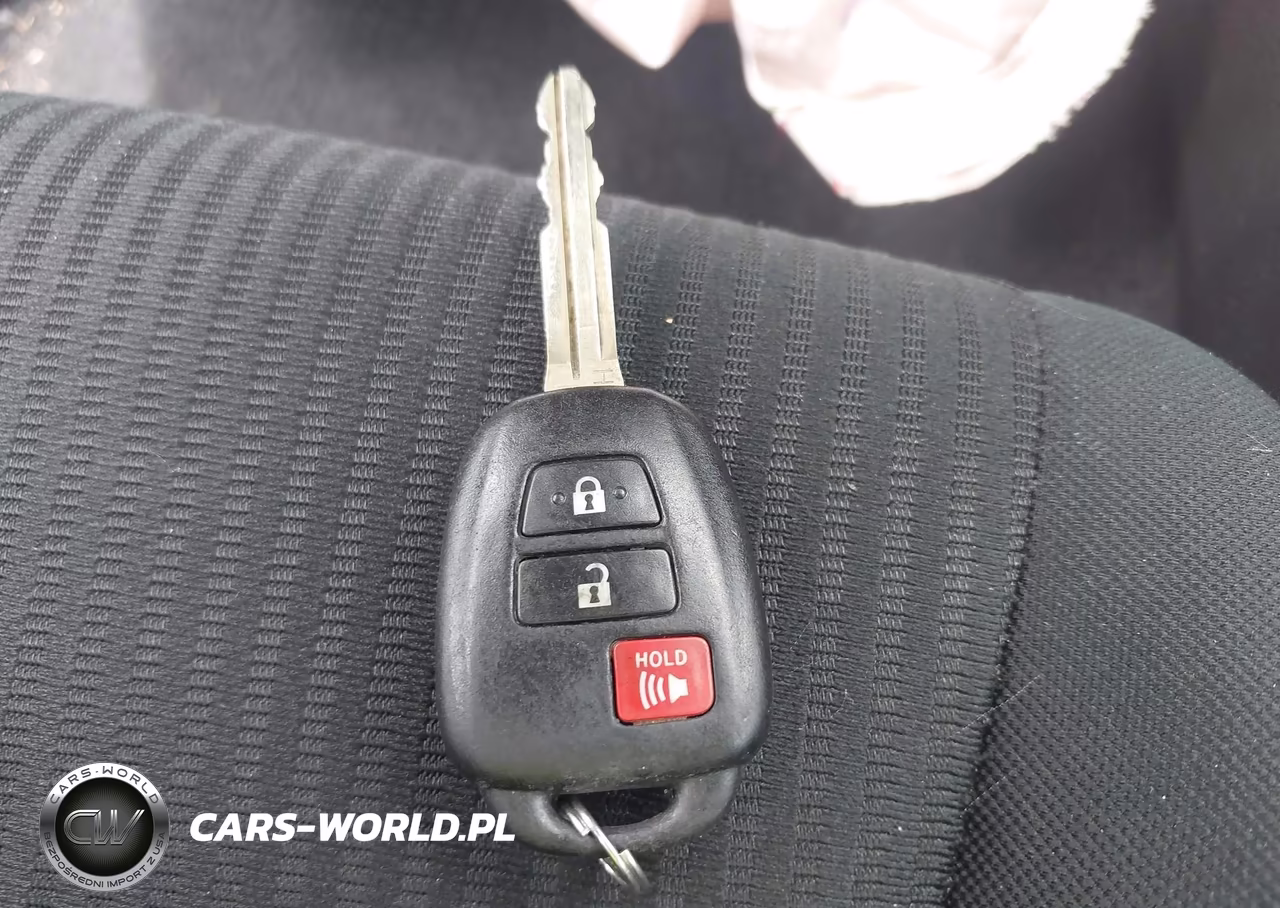 2017 Toyota Rav4 Le VIN:2T3BFREV9HW685431 - 11