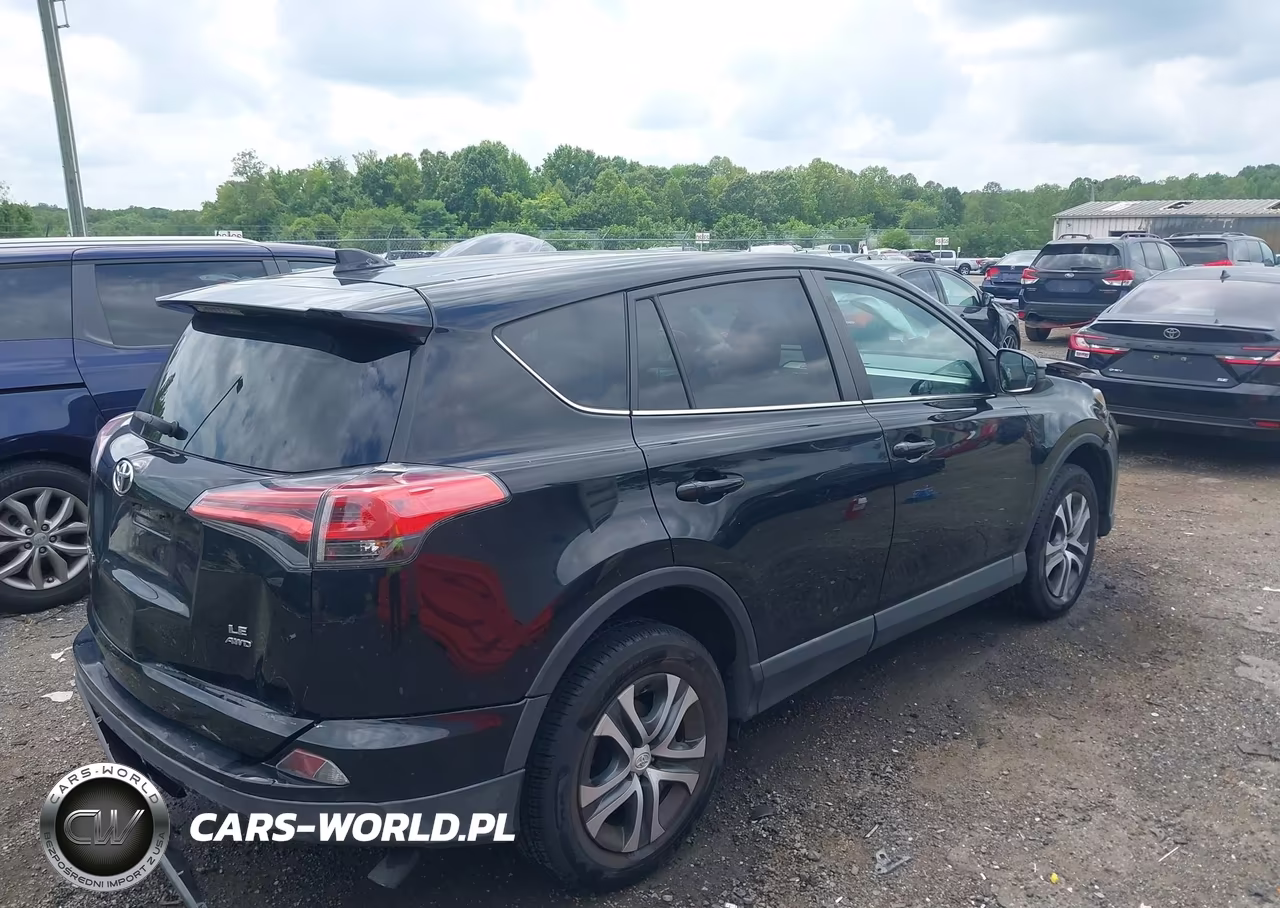 2017 Toyota Rav4 Le VIN:2T3BFREV9HW685431 - 4
