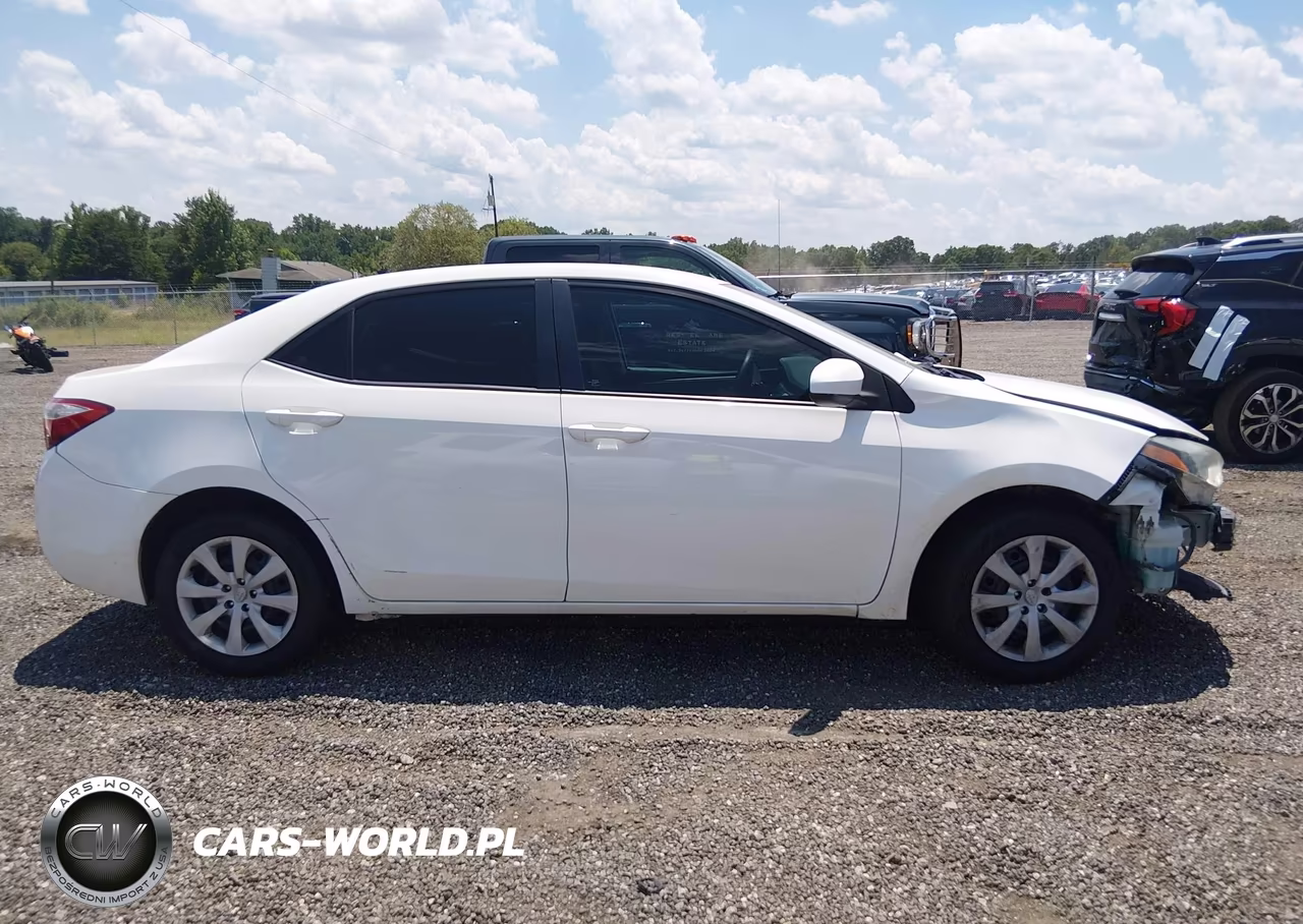 2016 Toyota Corolla Le VIN:5YFBURHE8GP551150 - 13