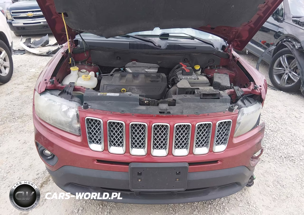 2014 Jeep Compass Latitude VIN:1C4NJCEB8ED559844 - 10